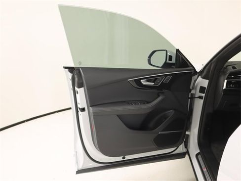 New 2026 Audi Q8 Premium Plus image 10