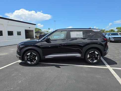 New 2027 Kia Seltos S FWD image 5