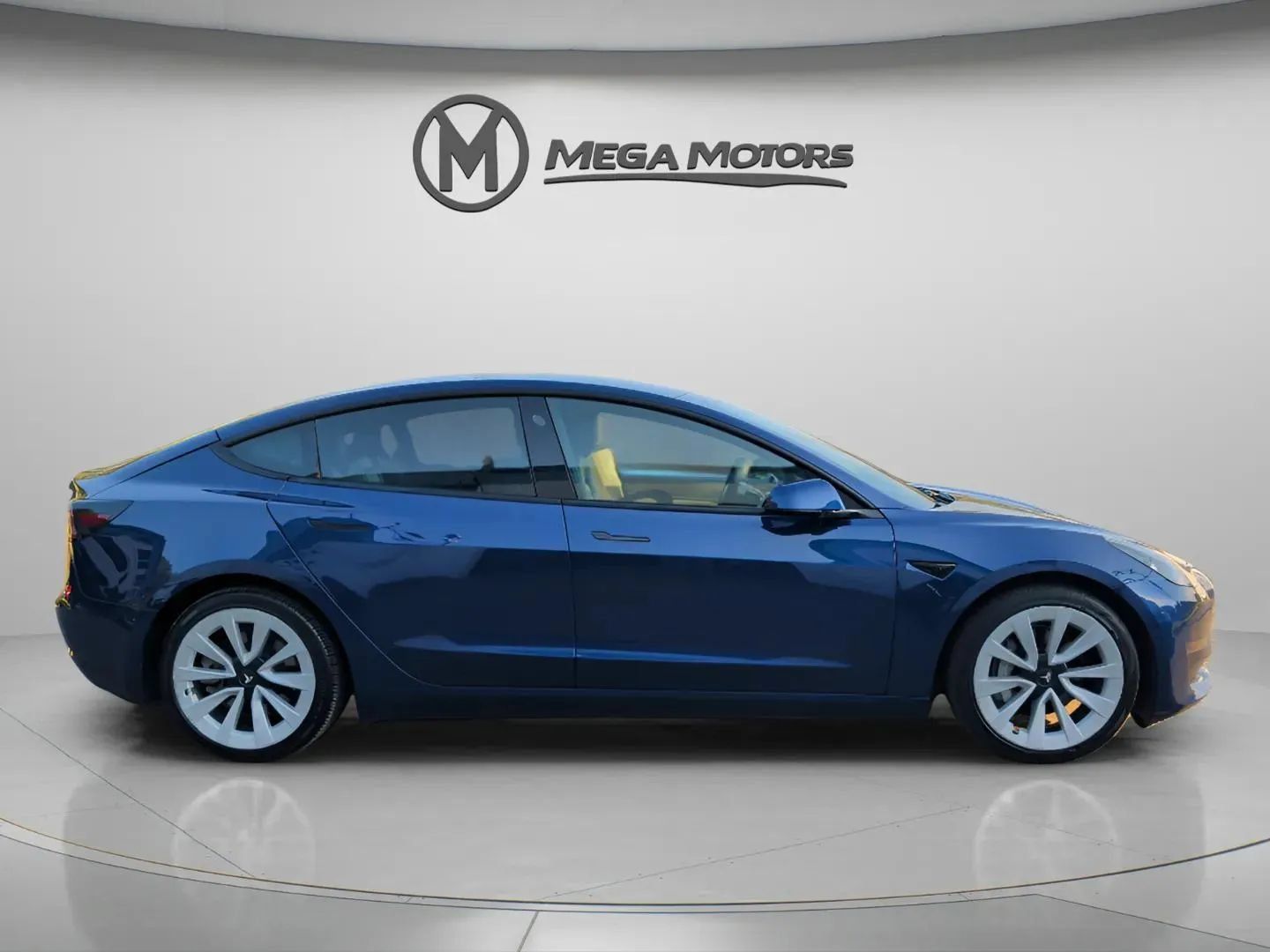Used 2021 Tesla Model 3 Long Range AWD/4WD image 9