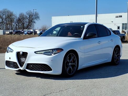 Used 2020 Alfa Romeo Giulia Ti Sport w/ Quick Order Package 22U Sport image 9