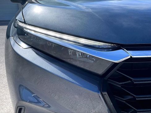 Used 2023 Honda CR-V LX image 29