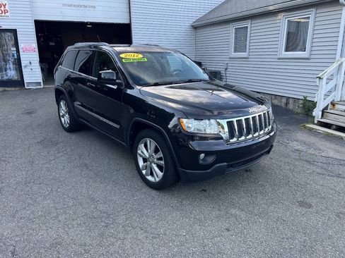 Used 2012 Jeep Grand Cherokee Laredo AWD/4WD image 2