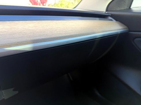 Used 2020 Tesla Model 3 Long Range image 29