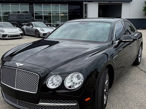 Used 2014 Bentley Flying Spur W12 AWD/4WD image 2
