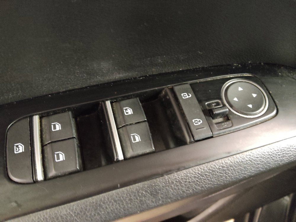 Used 2020 Kia Soul S FWD image 27