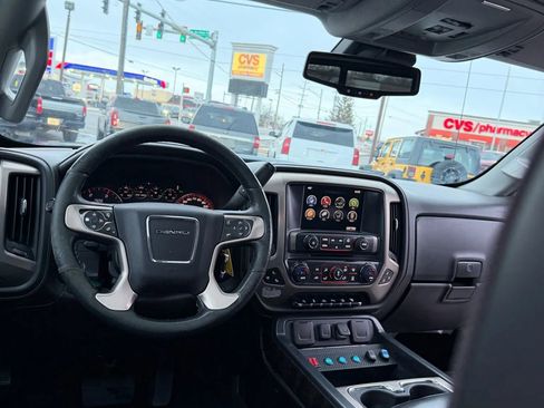 Used 2016 GMC Sierra 3500 Denali image 31