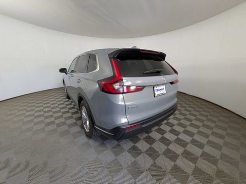Used 2024 Honda CR-V EX image 3