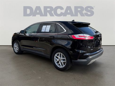 Used 2024 Ford Edge SEL image 5