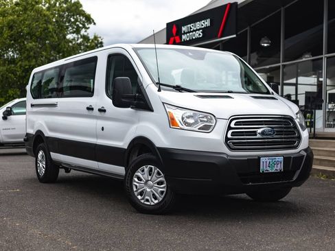 Used 2019 Ford Transit 350 XLT RWD image 1
