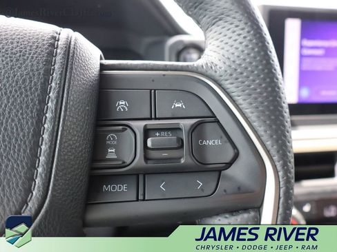 Used 2024 Toyota Tacoma SR5 AWD/4WD image 27