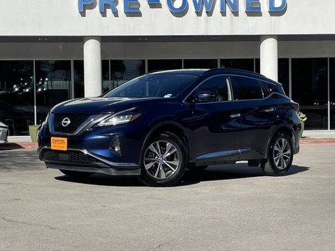 Used 2023 Nissan Murano SV image 2