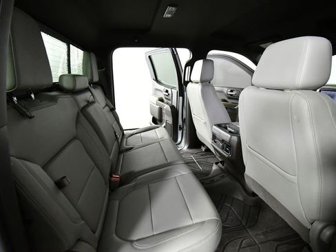 Used 2019 Chevrolet Silverado 1500 LT Trail Boss image 23