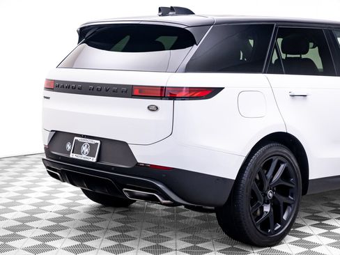 Used 2023 Land Rover Range Rover Sport SE AWD/4WD image 33