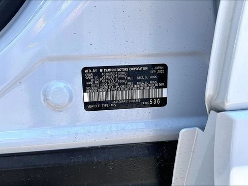 New 2026 Mitsubishi Eclipse Cross SEL AWD/4WD image 13