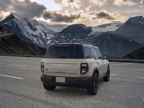 New 2025 Ford Bronco Sport Outer Banks w/ Outer Banks Tech Package+ AWD/4WD image 8