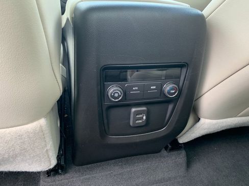 Certified 2023 Buick Enclave Essence w/ Experience Buick Package image 13