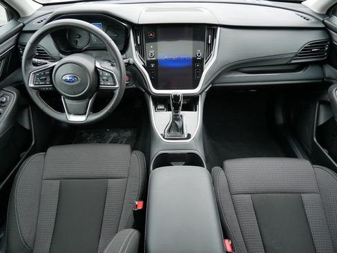 Used 2025 Subaru Outback Premium image 10