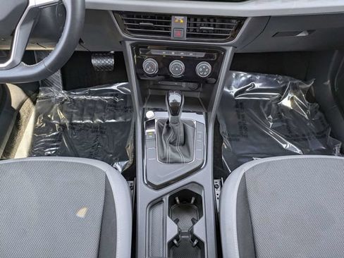 Certified 2024 Volkswagen Taos S FWD image 19