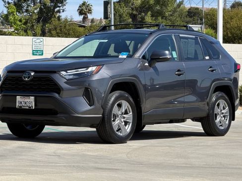 Used 2024 Toyota RAV4 XLE AWD/4WD image 10