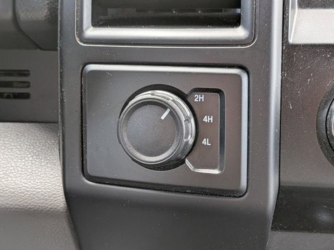 Used 2019 Ford F150 XL w/ Equipment Group 101A Mid AWD/4WD image 22