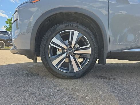 Used 2023 Nissan Rogue SL w/ SL Premium Package AWD/4WD image 10