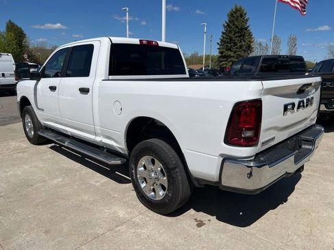 Certified 2025 RAM 2500 Big Horn AWD/4WD image 4
