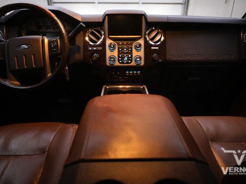 Used 2014 Ford F250 Platinum w/ FX4 Off-Road Package image 13