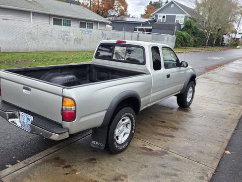 Used 2001 Toyota Tacoma 4x4 Xtracab image 5