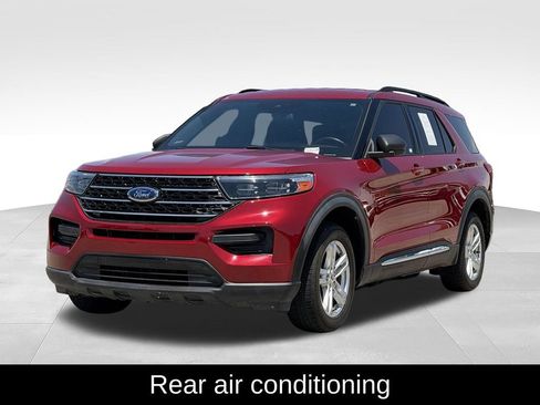 Used 2020 Ford Explorer XLT RWD image 5