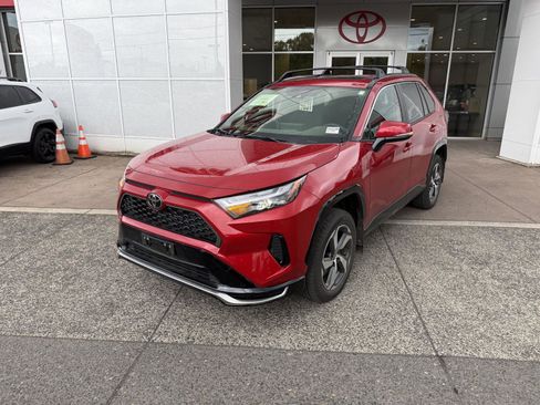 Certified 2025 Toyota RAV4 SE w/ Weather & Moonroof Package AWD/4WD image 5
