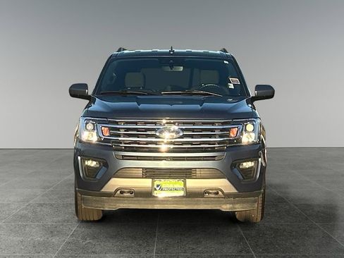 Used 2020 Ford Expedition XLT image 2
