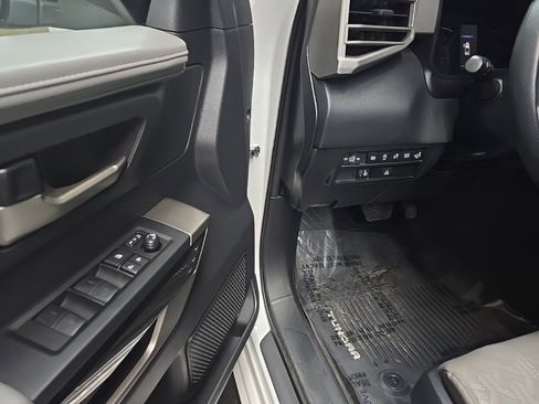 Used 2022 Toyota Tundra Limited image 27