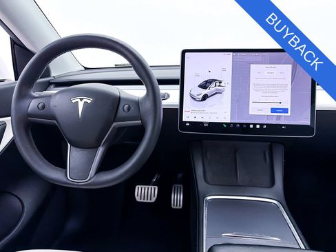 Used 2022 Tesla Model Y Performance AWD/4WD image 3