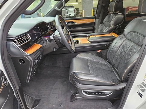 Used 2023 Jeep Grand Wagoneer Series III w/ Rear Seat Video Group 1 image 11