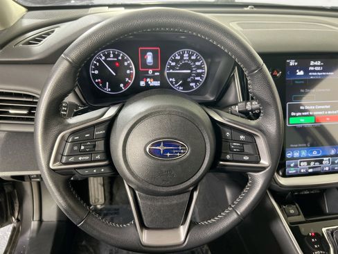 Used 2023 Subaru Outback Premium image 11