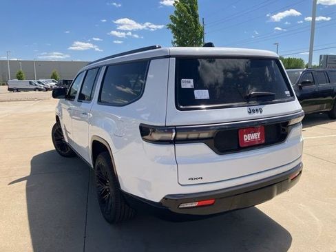 New 2026 Jeep Grand Wagoneer L Limited AWD/4WD image 8