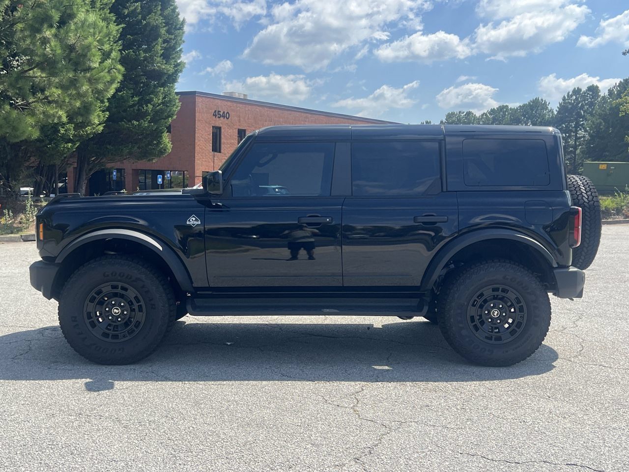 New 2026 Ford Bronco Outer Banks w/ Sasquatch Package AWD/4WD image 20