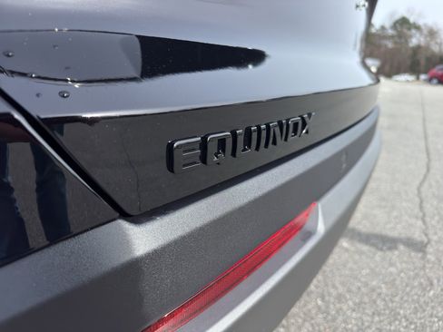 New 2026 Chevrolet Equinox LT image 6