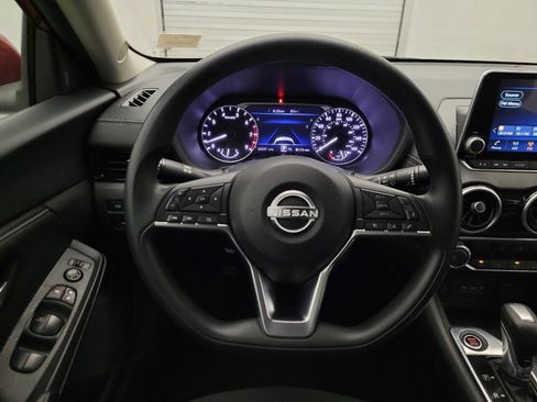Used 2025 Nissan Sentra SV FWD image 22
