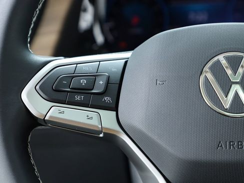 New 2026 Volkswagen Atlas SE image 21