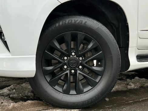 Used 2016 Lexus GX 460 image 47