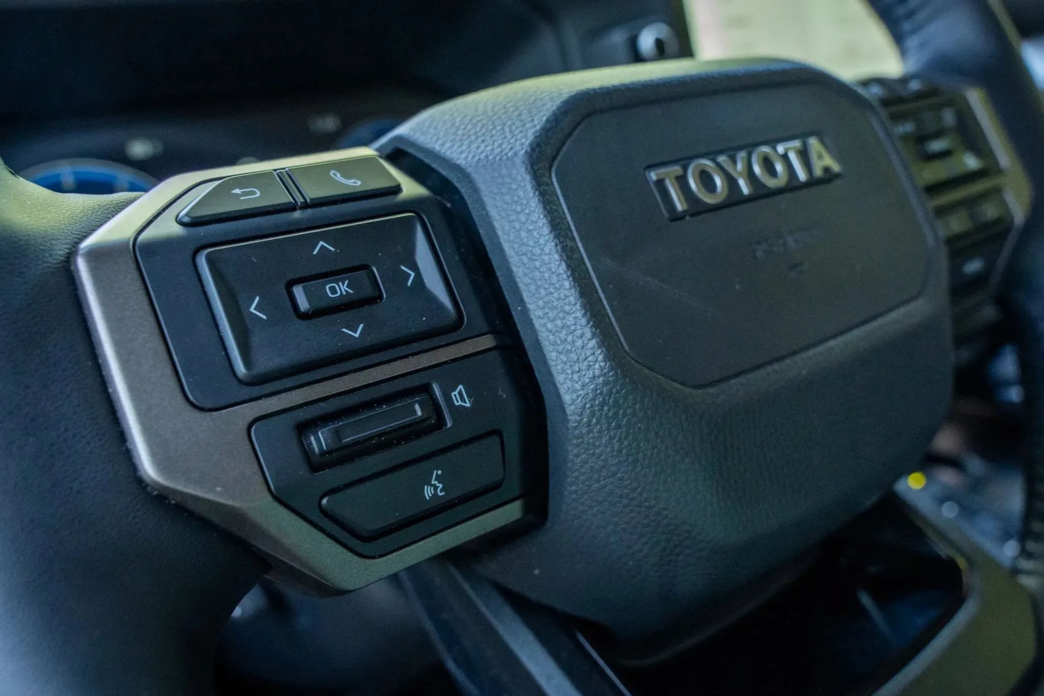 Used 2025 Toyota Land Cruiser w/ Premium Package AWD/4WD image 29