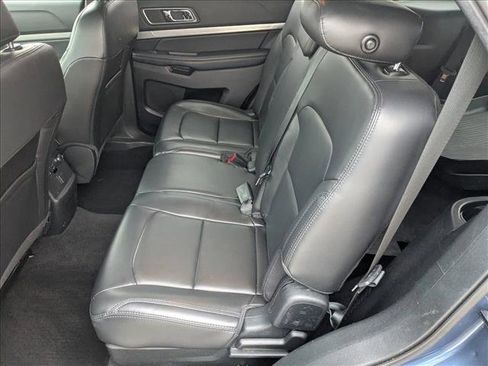 Used 2019 Ford Explorer XLT w/ Equipment Group 202A image 22