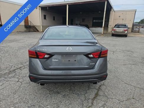 Used 2019 Nissan Altima 2.5 SR w/ SR Premium Package AWD/4WD image 4