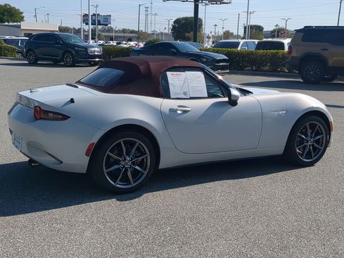 Used 2018 MAZDA MX-5 Miata Grand Touring image 13