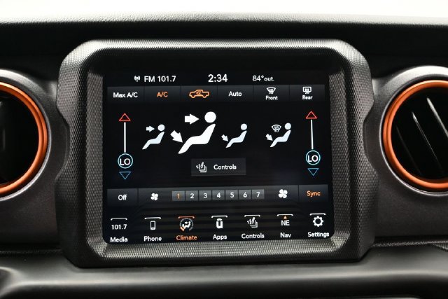 Certified 2021 Jeep Gladiator Mojave AWD/4WD image 32