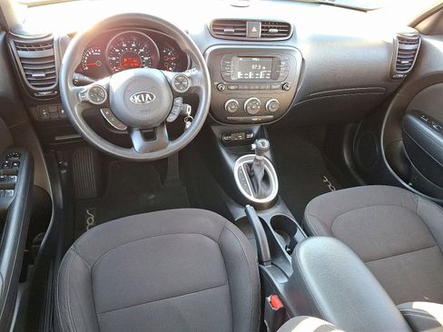 Used 2018 Kia Soul image 10