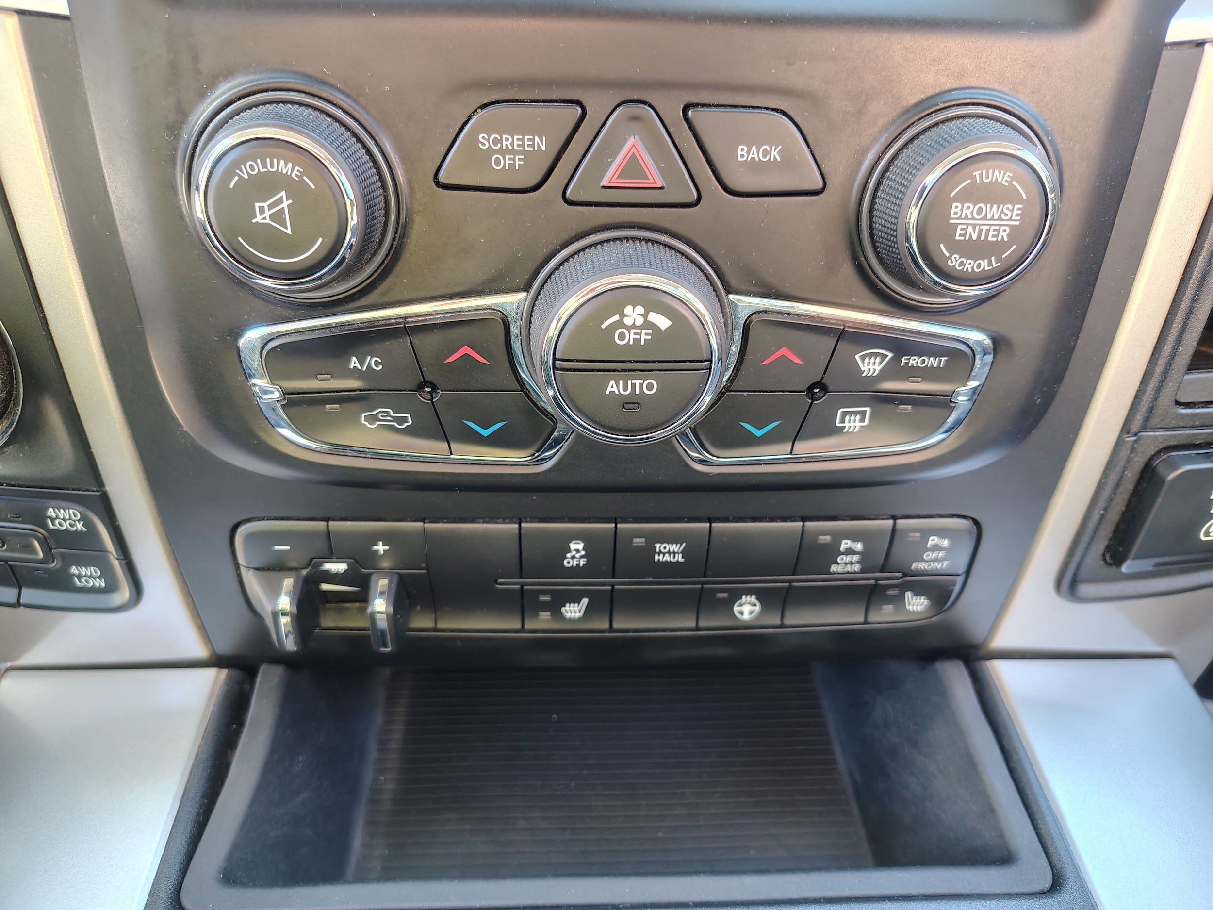 Certified 2016 RAM 1500 Big Horn AWD/4WD image 33