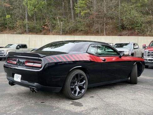 Used 2020 Dodge Challenger SXT w/ Blacktop Package image 3