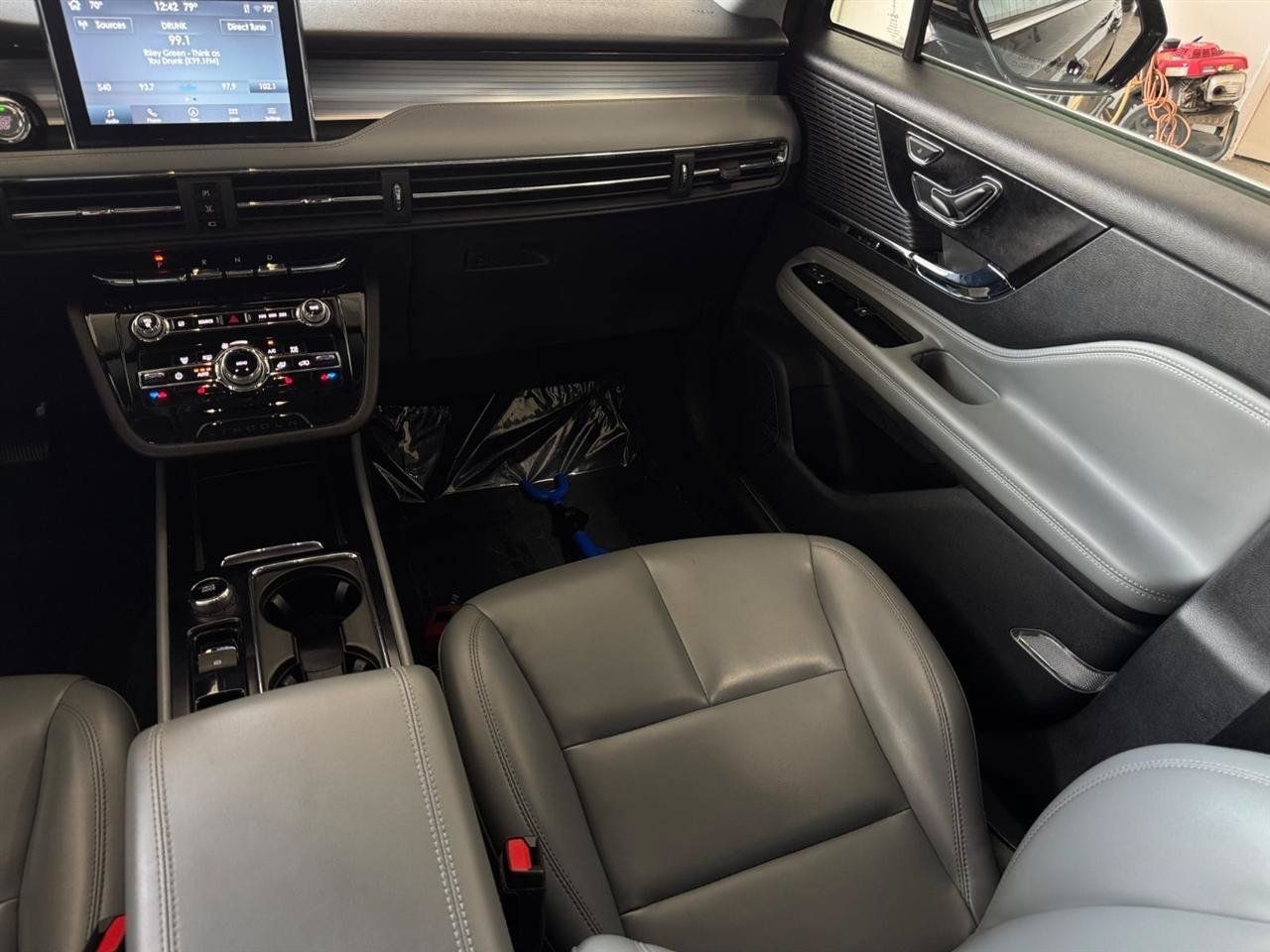 Used 2021 Lincoln Corsair AWD w/ Towing Package I image 6